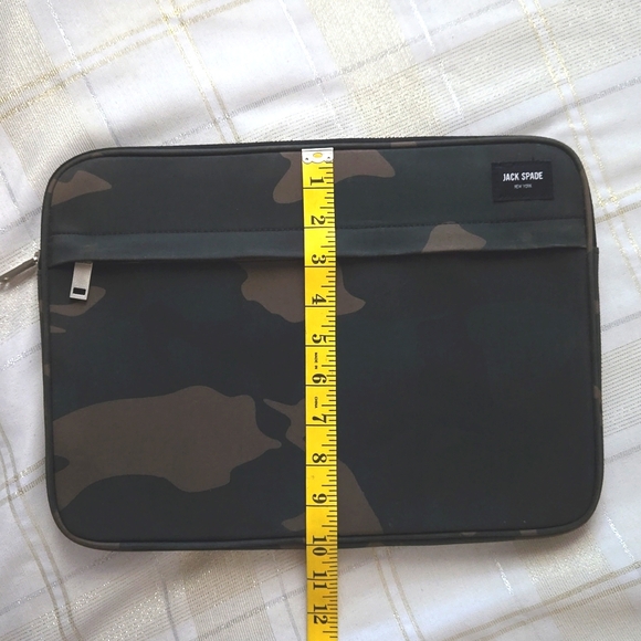 JACK SPADE Sleeve for Microsoft Surface Pro 4 - Picture 8 of 8